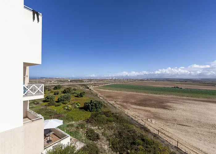 Апартаменты Seascape Homey & Cozy Baleal