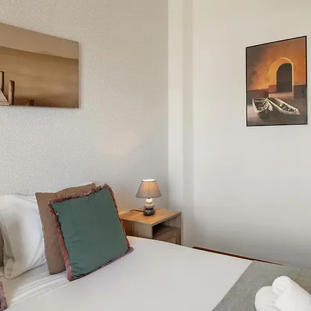 Seascape Homey & Cozy Baleal Апартаменты *